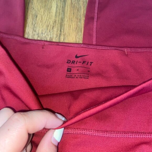 Nike Maroon Cropped Leggings - Picture 2 of 3